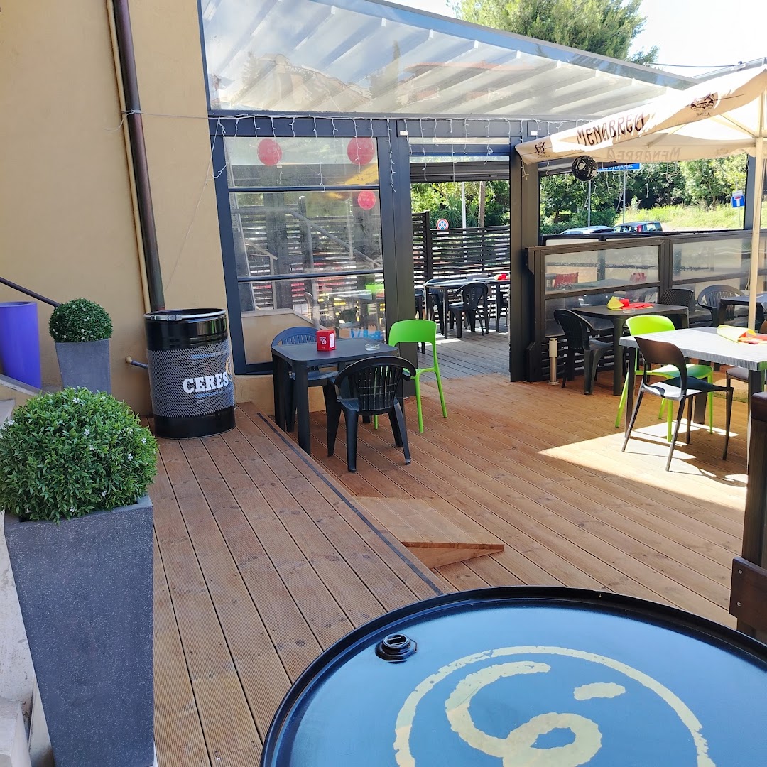 Bar Pizzeria Ristorante Mad 29