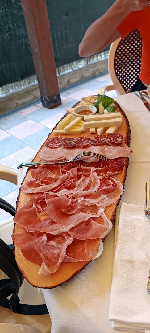Bar Pizzeria Ristorante TRE ARCHI