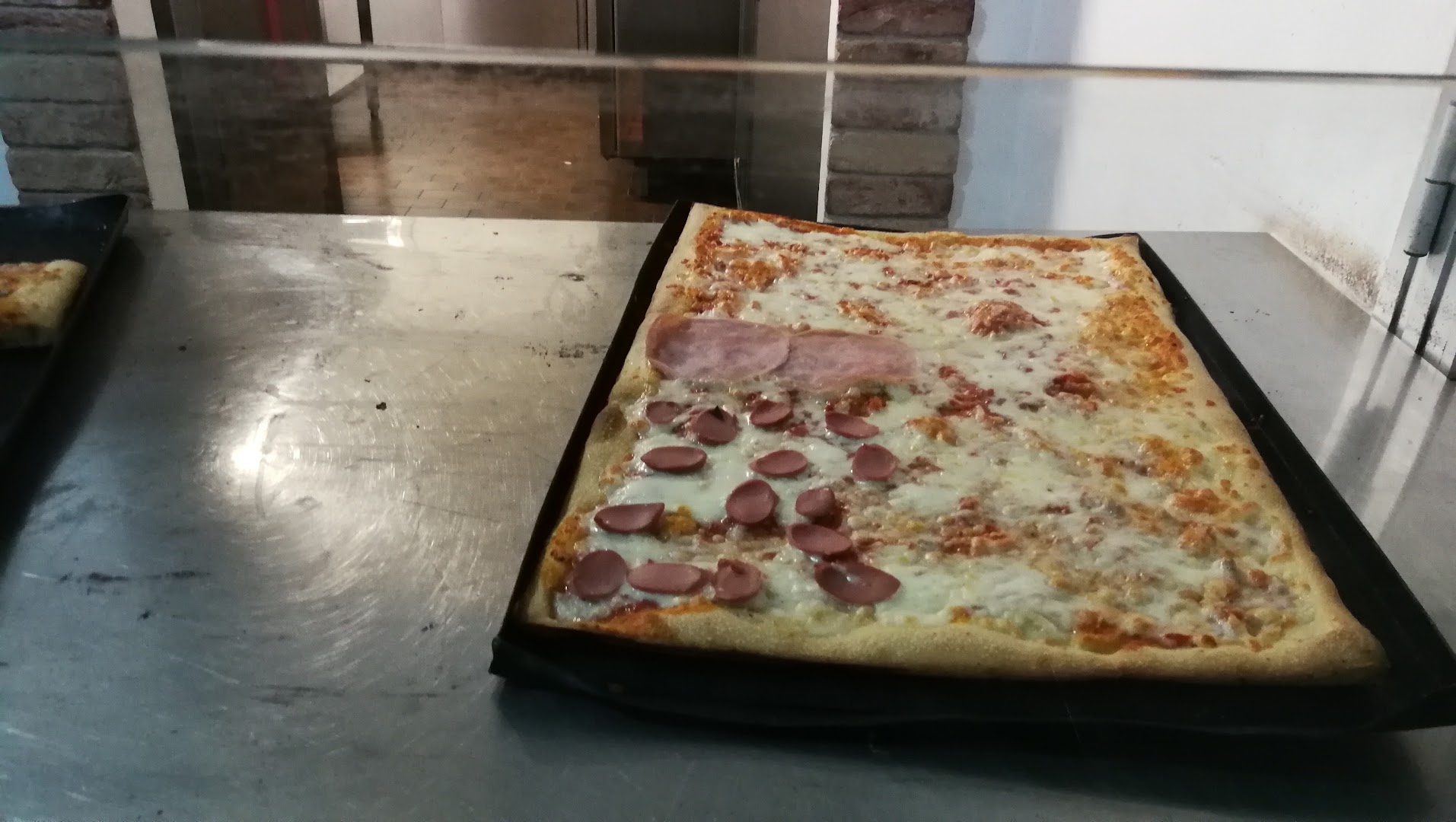 Bar Pizzeria Rosticceria F.lli FADDA