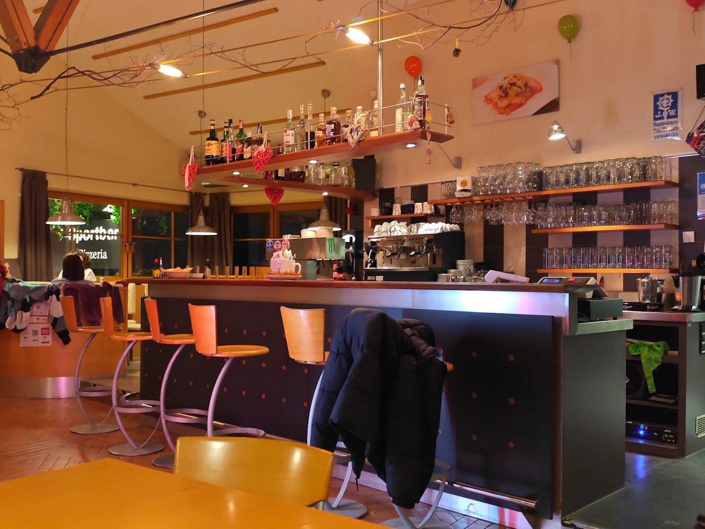 bar pizzeria "Sportbar"