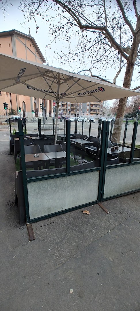 Bar Plaza