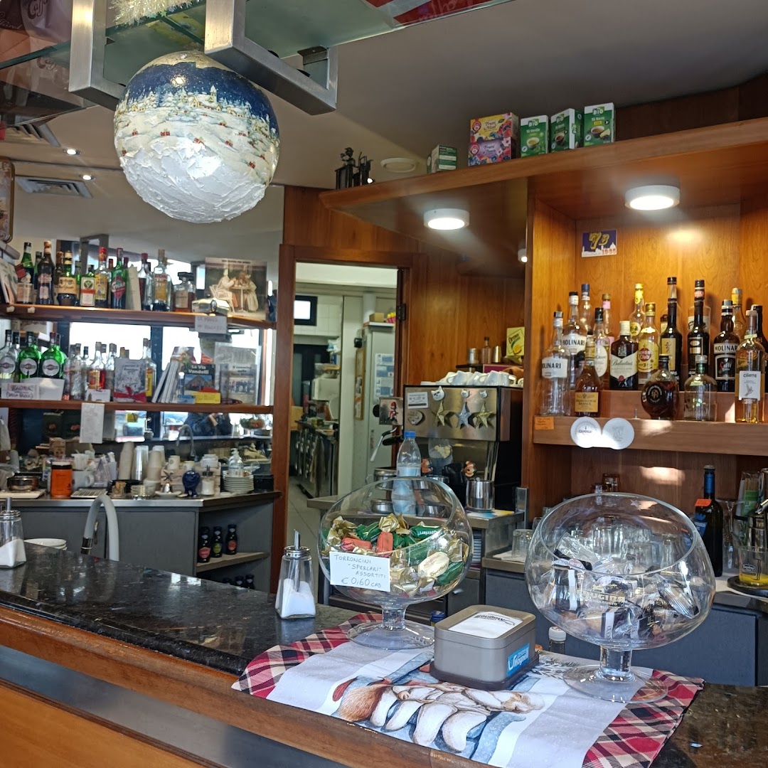 Bar Plinio Snc