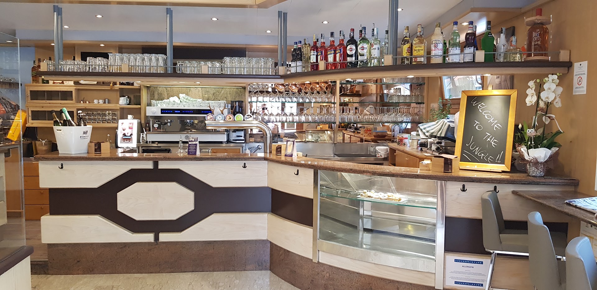Bar Presanella cocktail house
