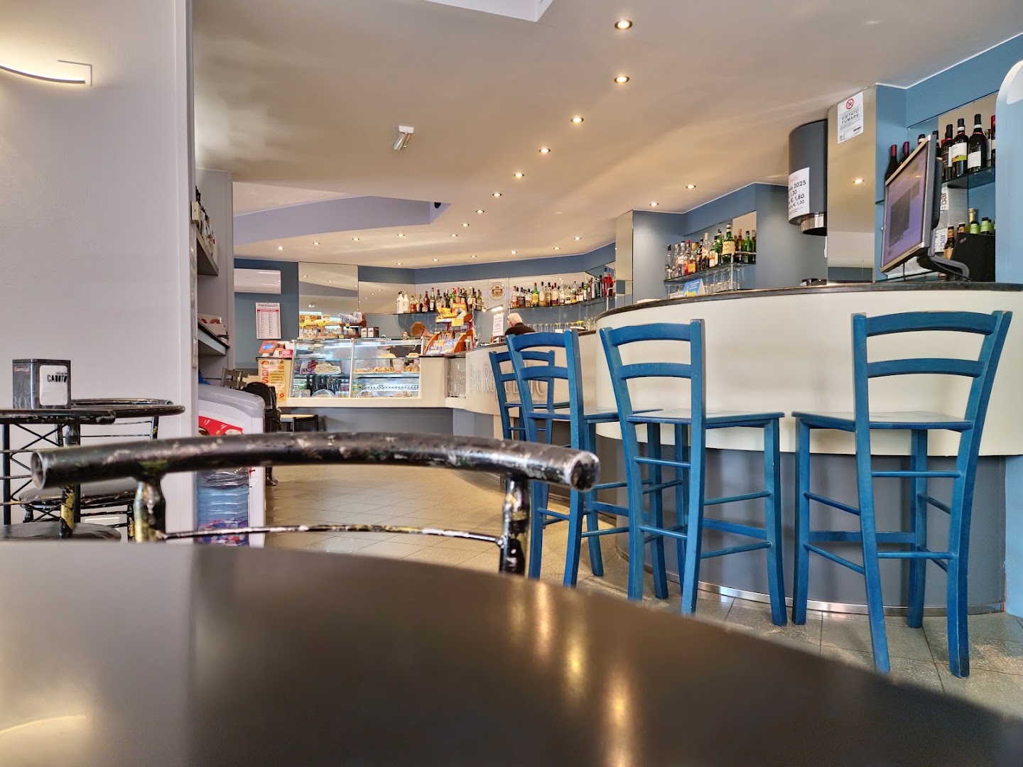 Bar Republic