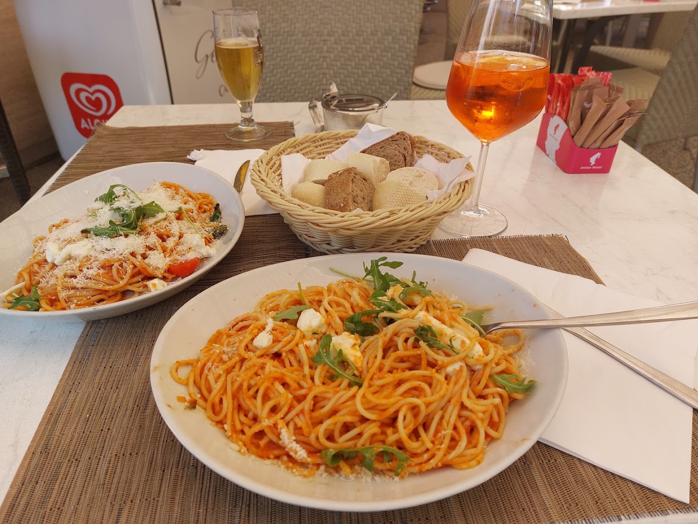 Bar Resia Bistro