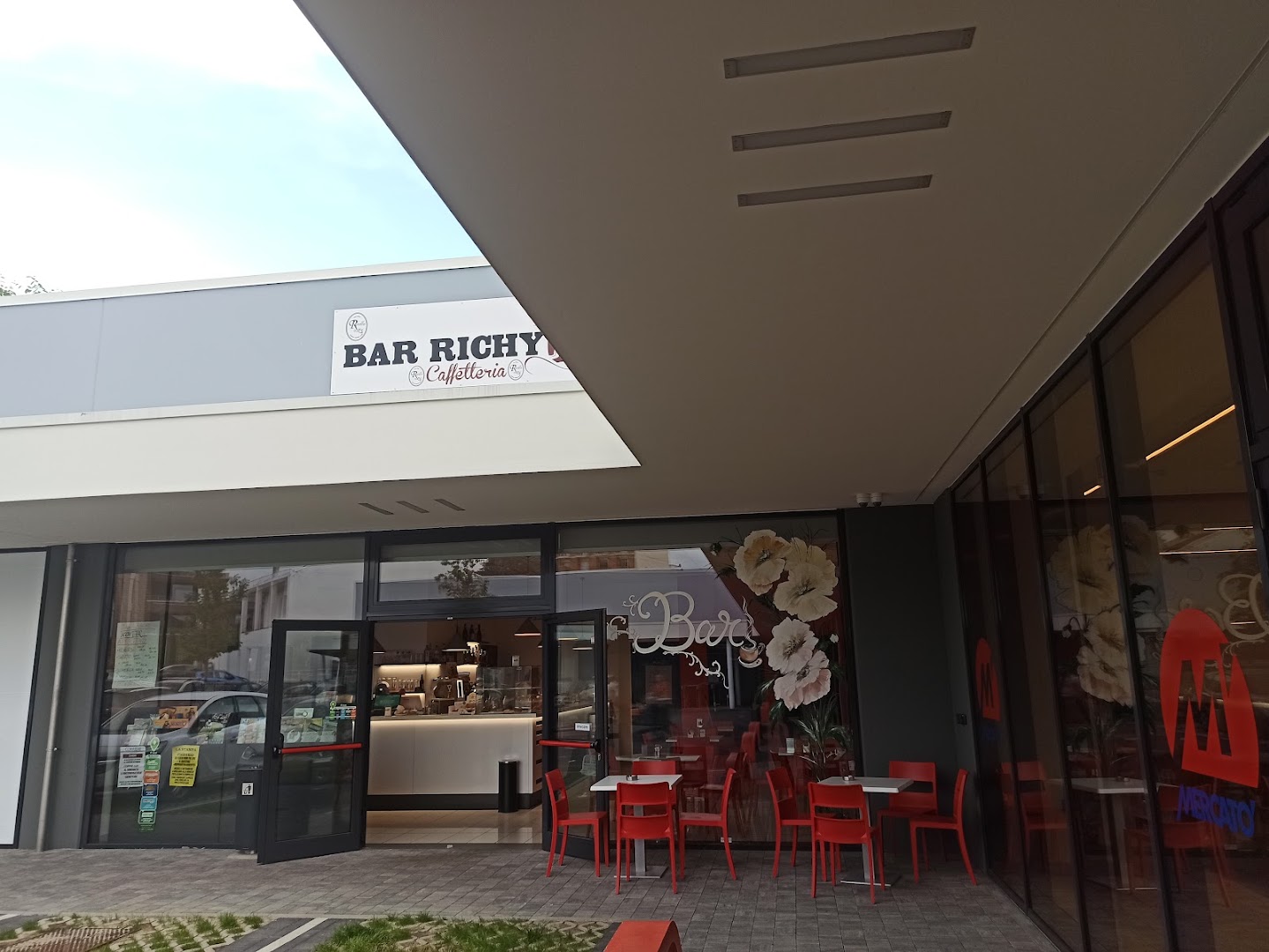 Bar Ricky