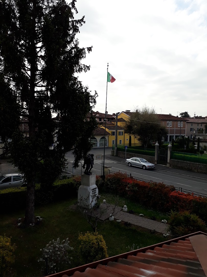 Bar, Ristorante "ARCOBALENO" di Fisheku Alba