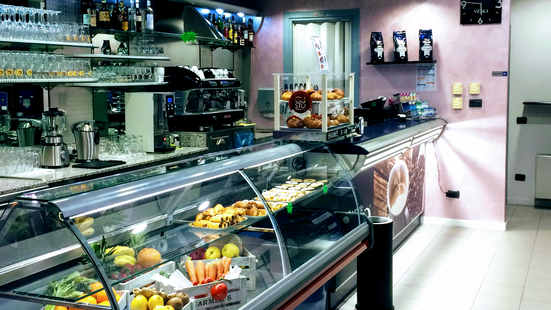 Bar-ristorante-Civico 82