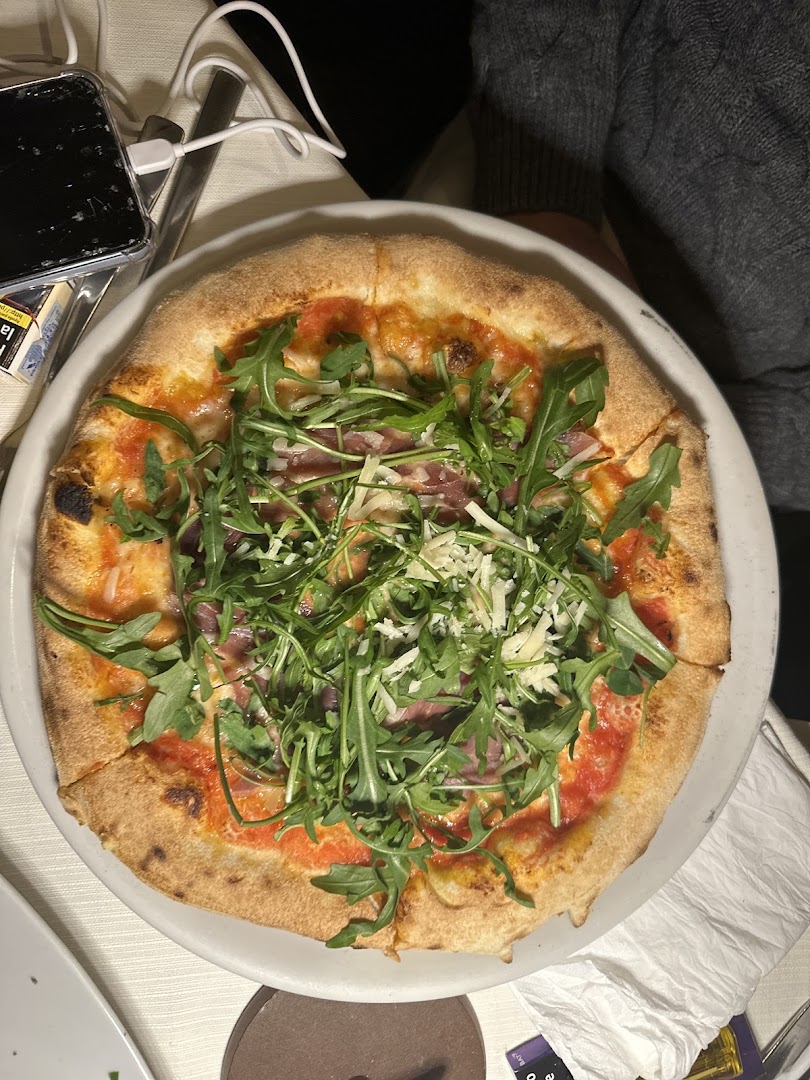 Bar Ristorante Night and Day