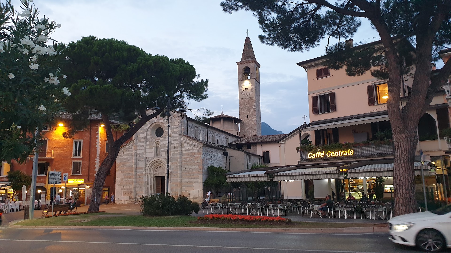 Bar Ristorante Pizzeria La Bussola