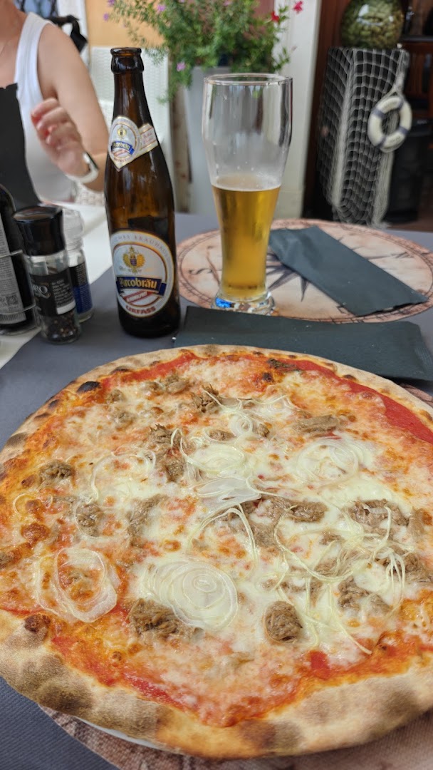 Bar Ristorante Pizzeria La Bussola