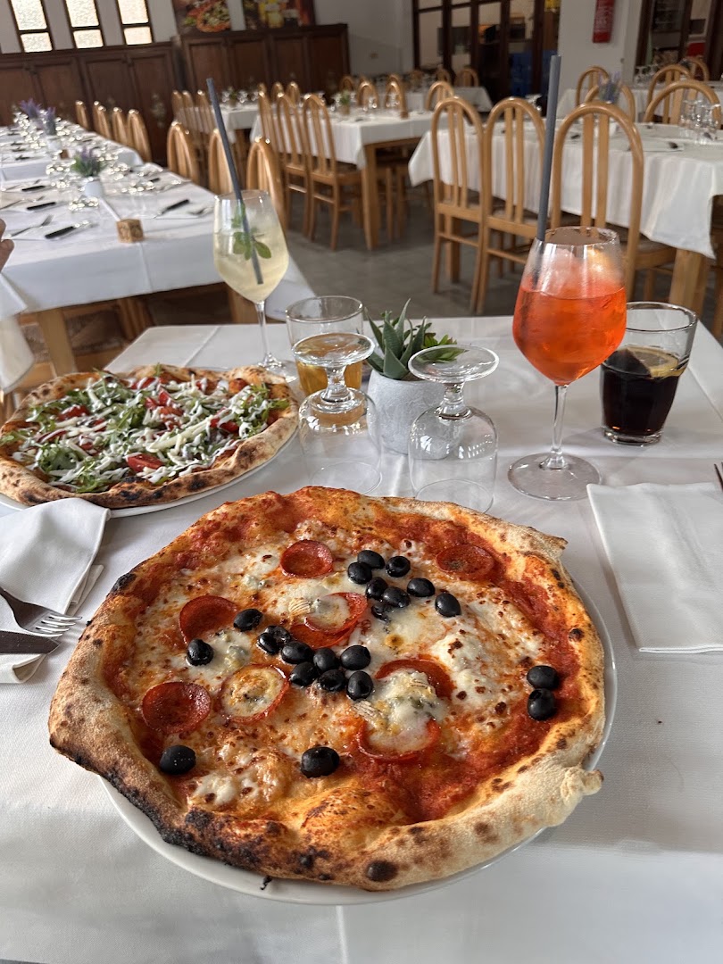 Bar Ristorante Pizzeria La Grotta