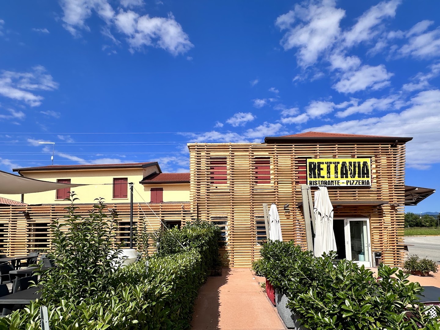 Bar Ristorante Pizzeria Rettavia