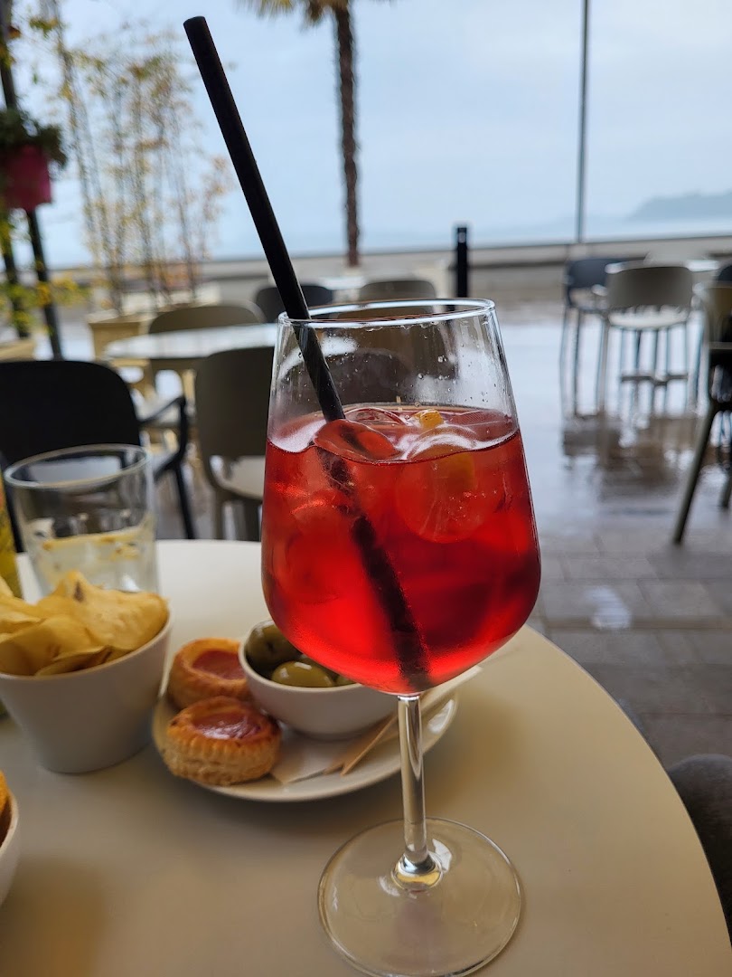 Bar Riviera