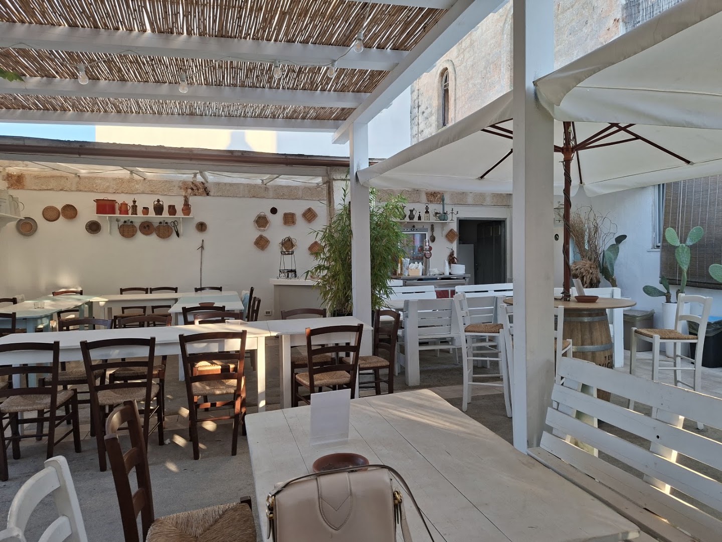 Bar Riviera