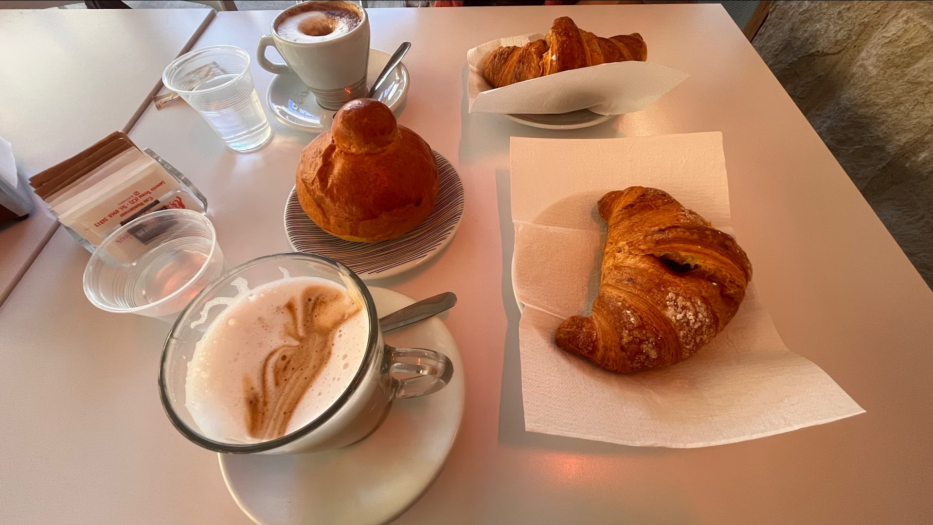 Bar Roma Pasticceria Artigianale - Torte Nuziali - Gelateria - Yogurteria