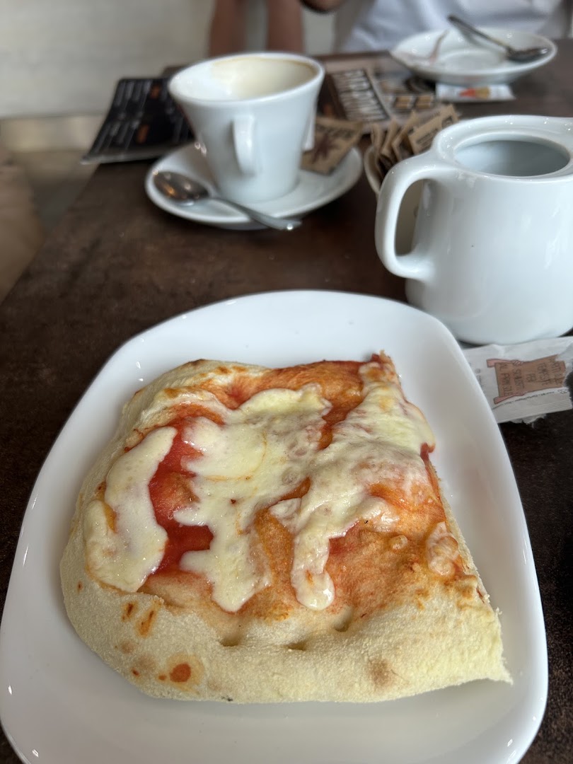 Bar Roma Pasticceria Italian breakfast