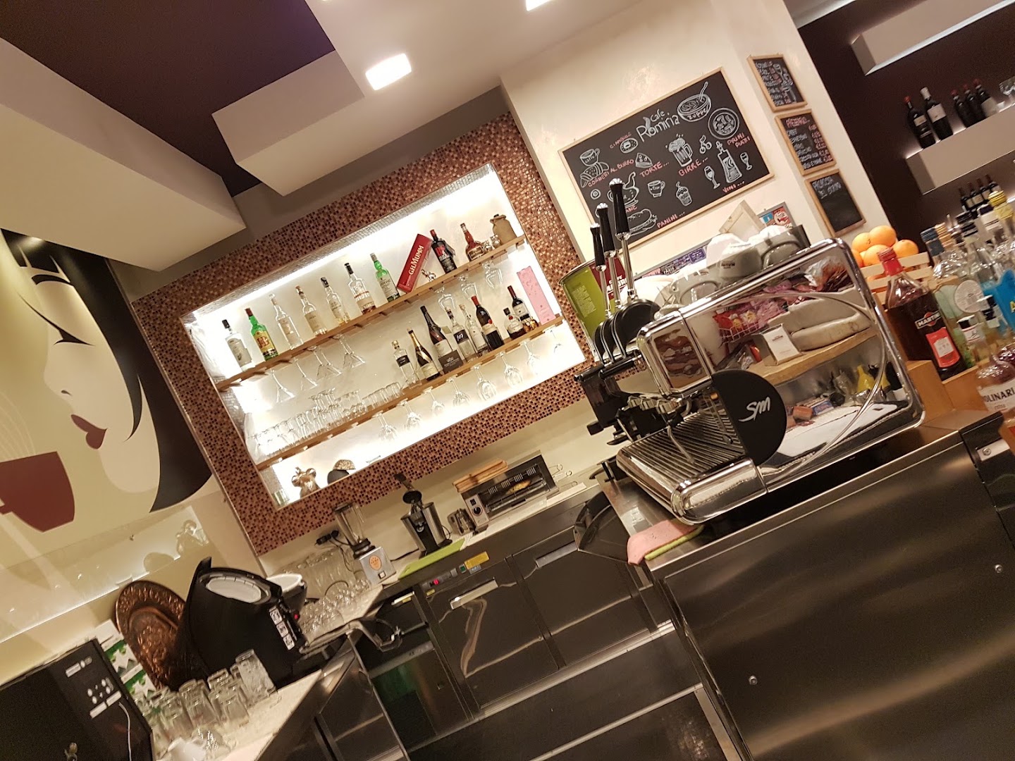 Bar Romiria, Tito