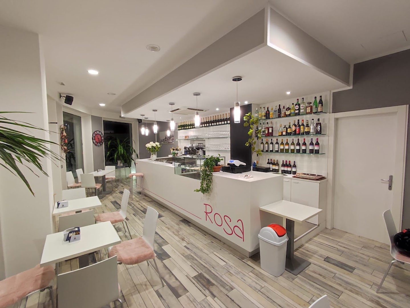 Bar Rosa