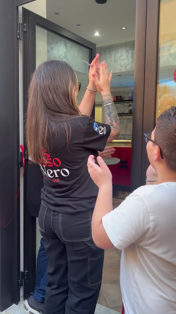 Bar Rosso & Nero