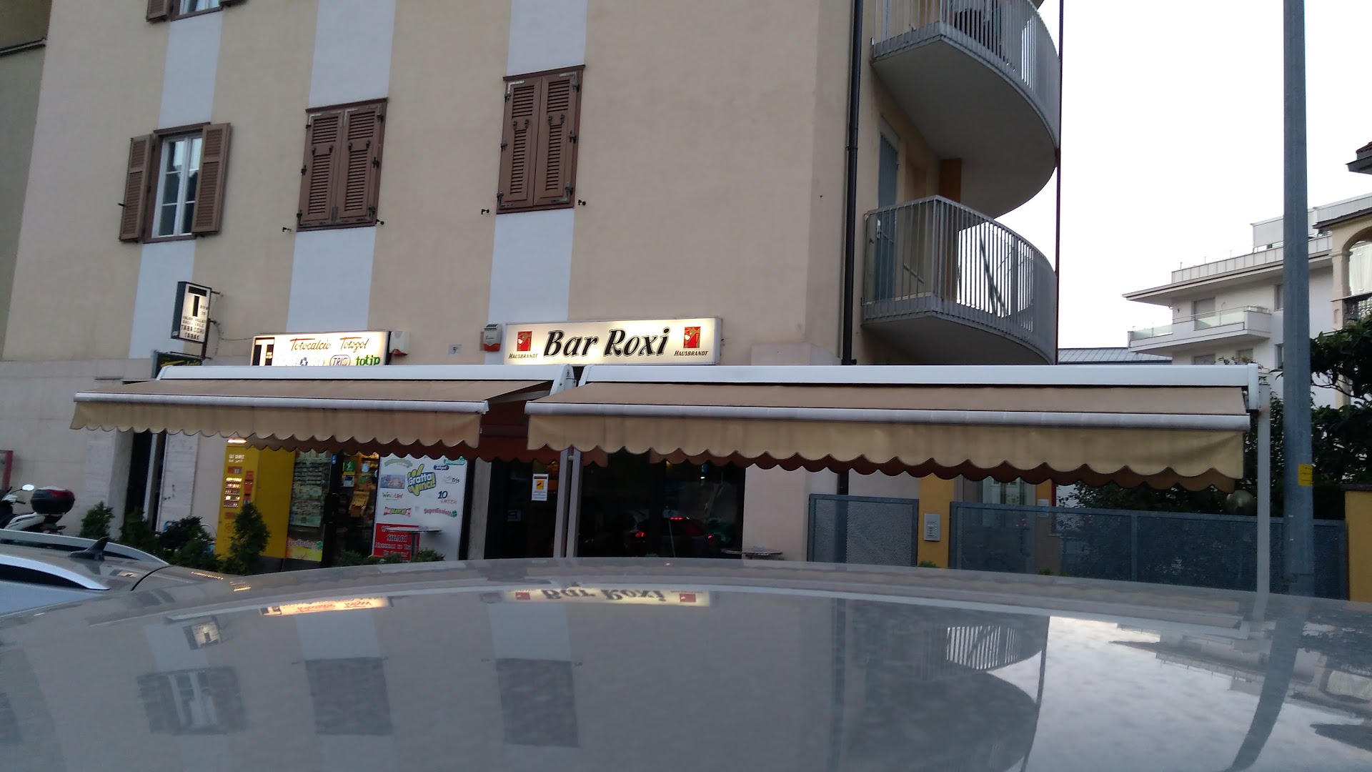 Bar Roxi