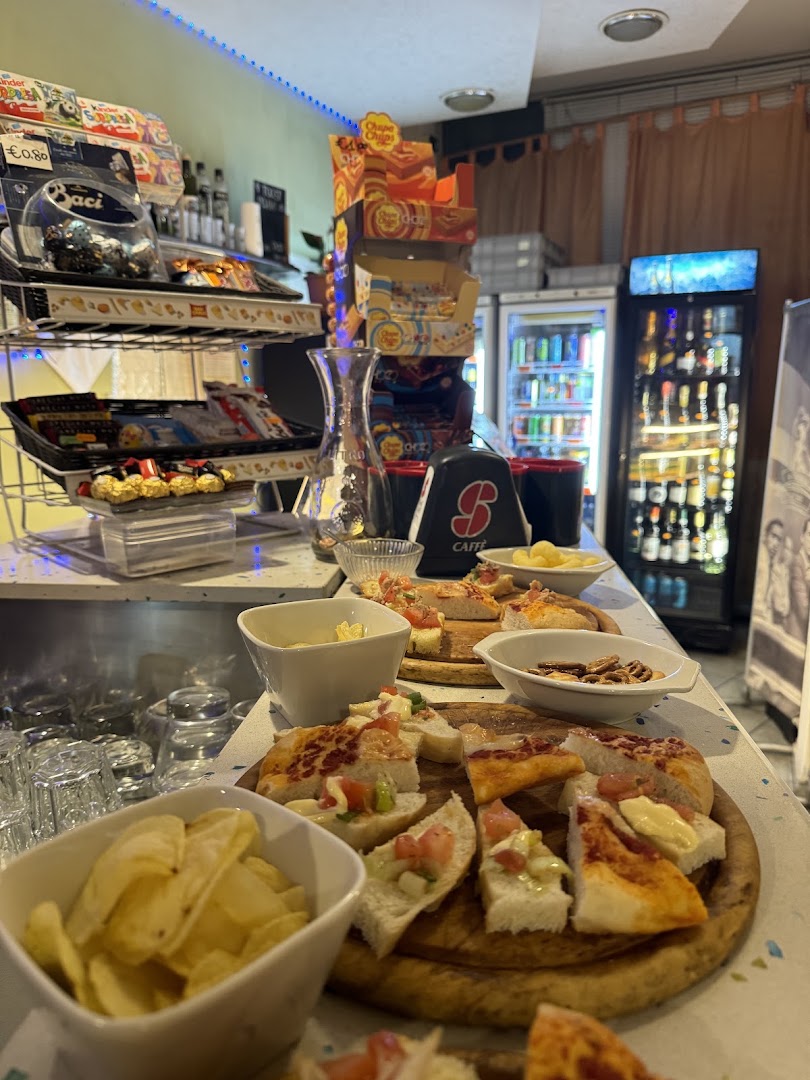 BAR ROXY PIAZZA PAUL HARRIS 15 RAVENNA