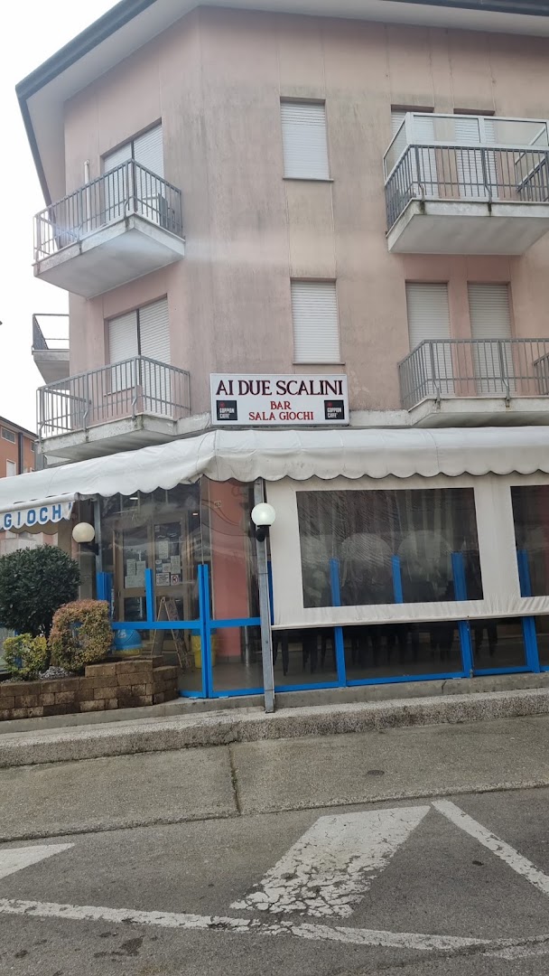 Bar Sala giochi Liu Yie Ai due scalini