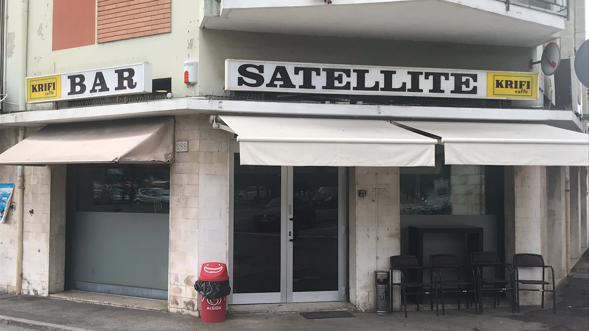 Bar Satellite