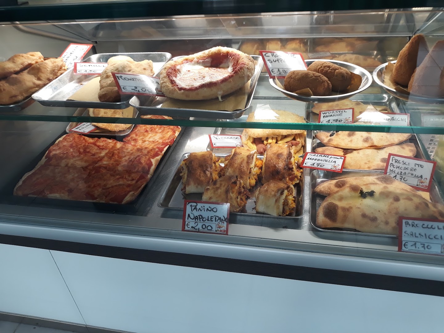 Bar Scacco Matto Tabacchi Pizzeria Rosticceria Caffetteria SLOT VLT