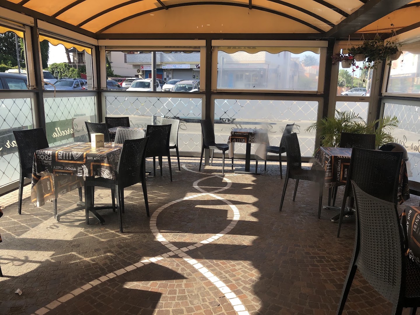 Bar Scarcella