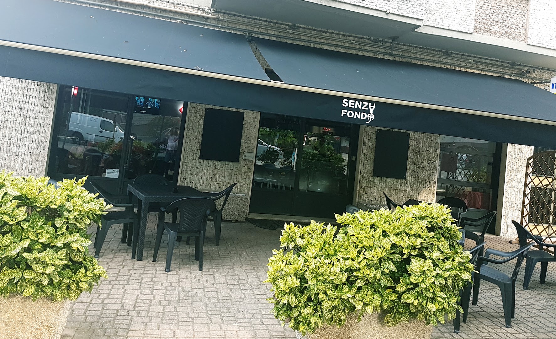 Bar Senza Fondo