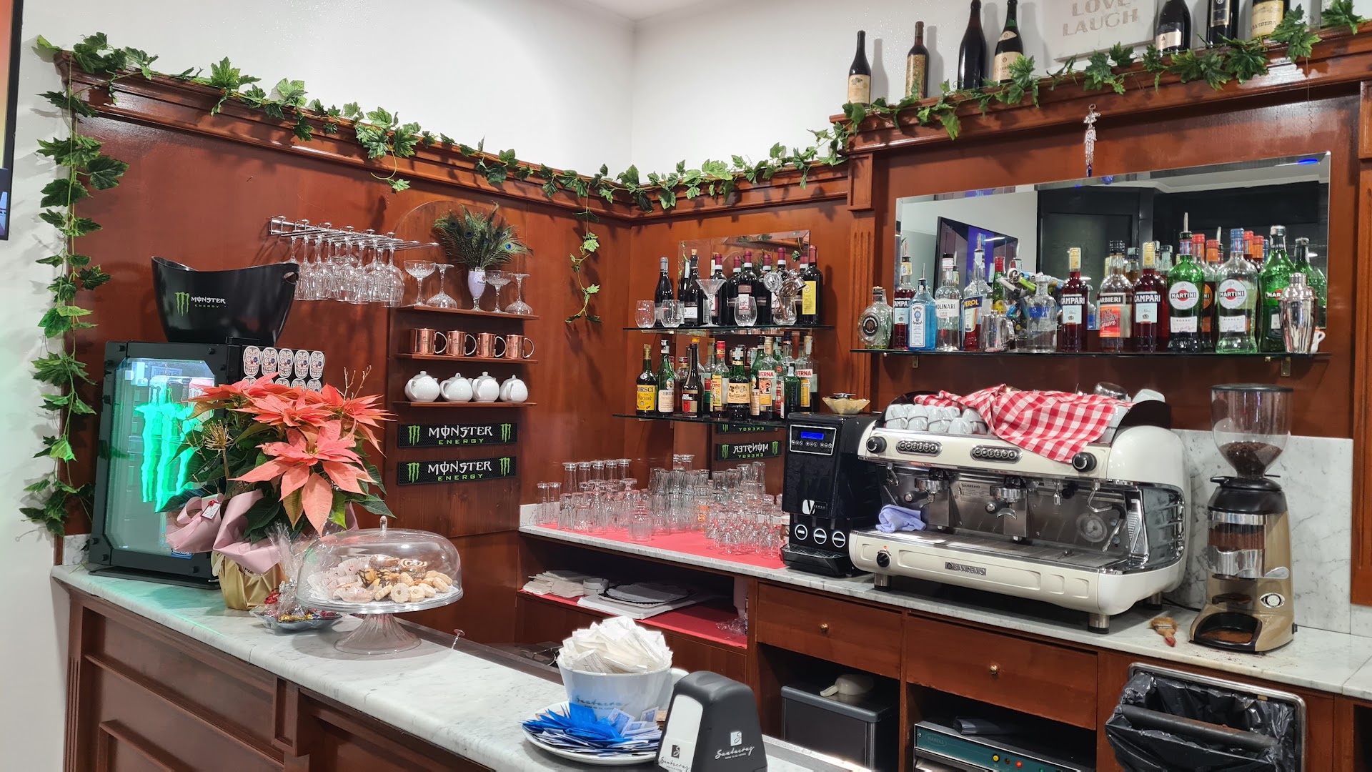 Bar Simo