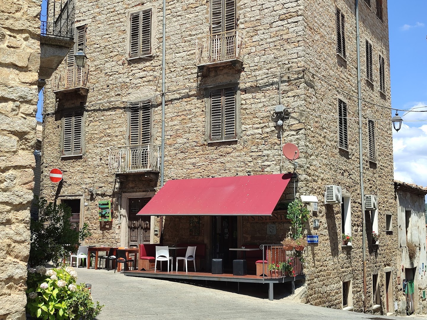 BAR S'ISTENTU