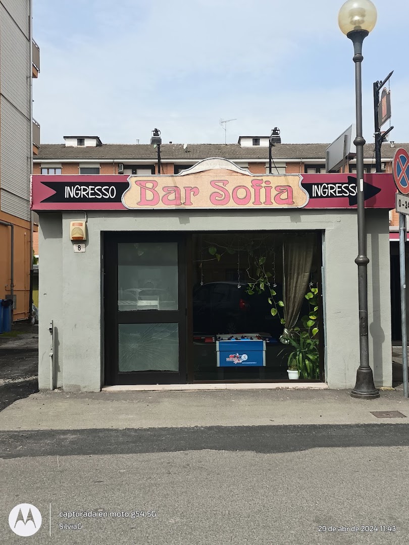 Bar Sofia di Hu Leilei, Santhià