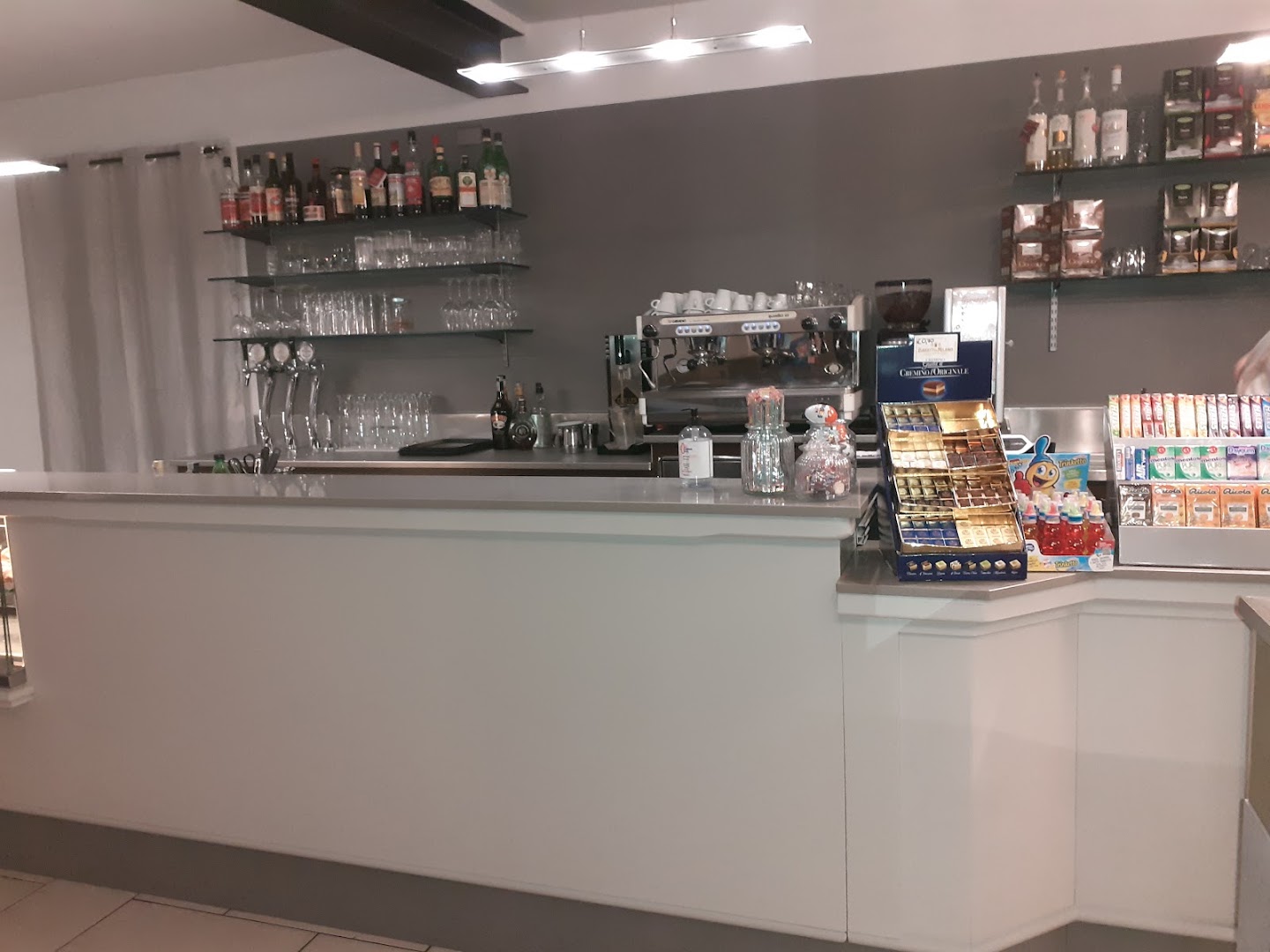 Bar Station