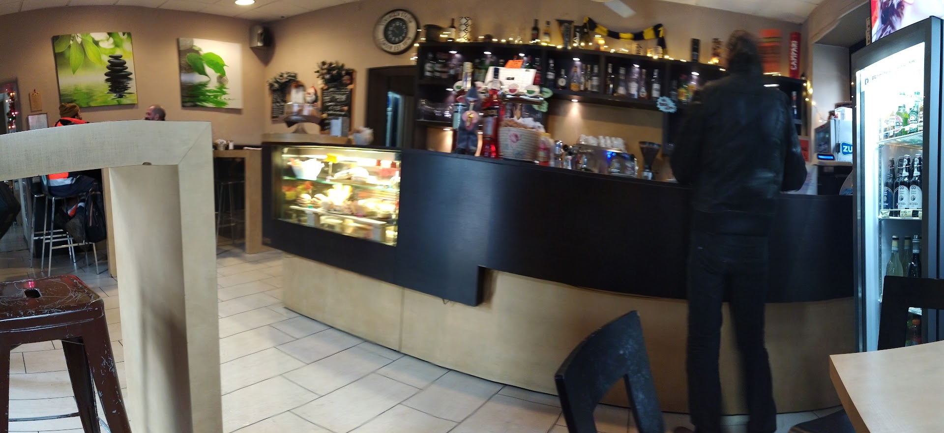Bar Station