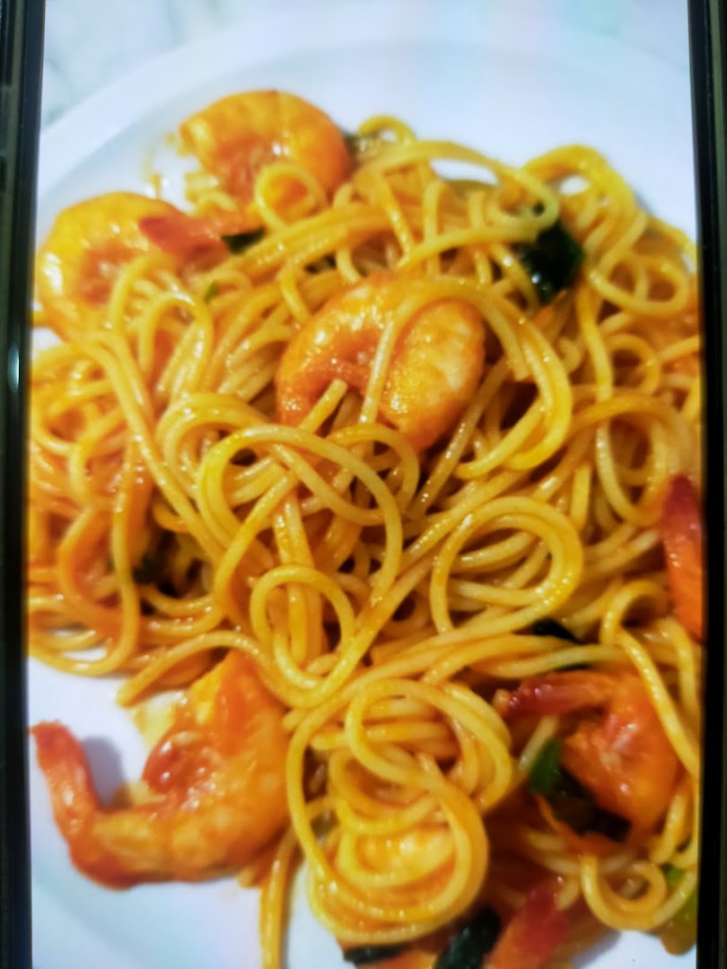 Bar Susi with coffee & asian food