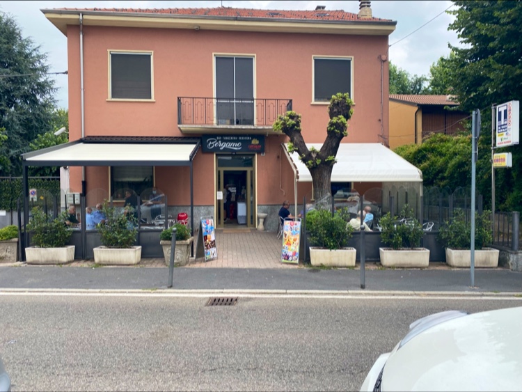 Bar-Tabaccheria-Ricevitoria Bergamo, Saronno