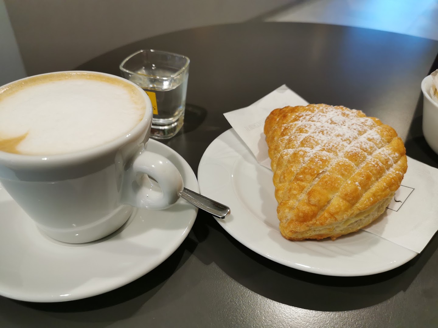 Bar Tabacchi "Caffè Leonardo", Borgomanero