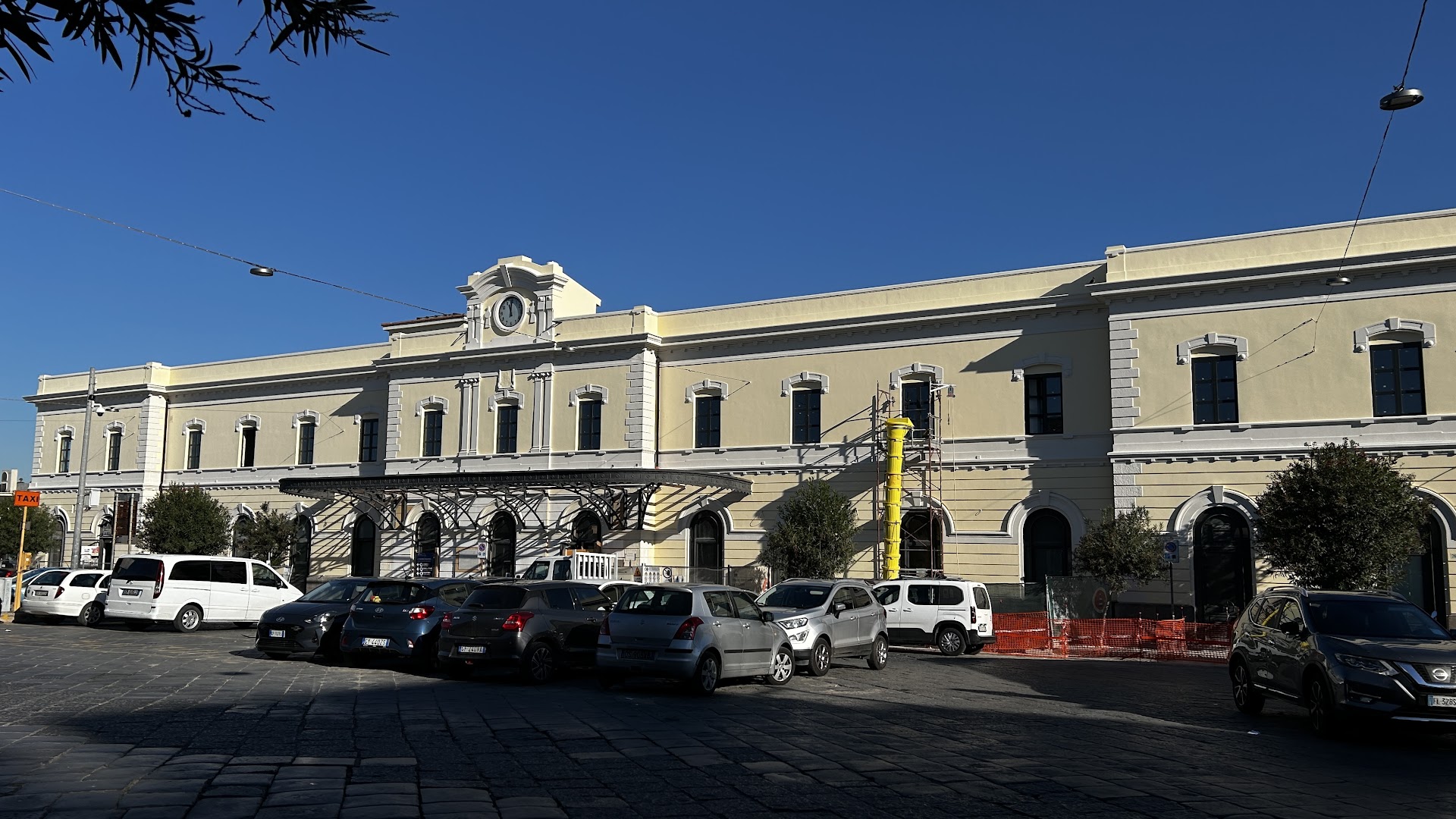 Bar tabacchi della stazione