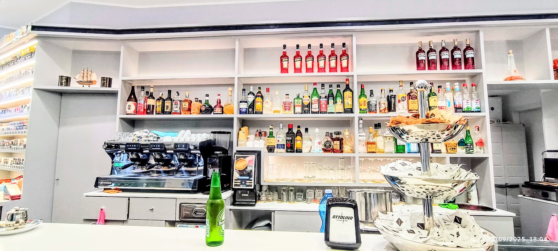 Bar Tabacchi Jackpot 2, Milano
