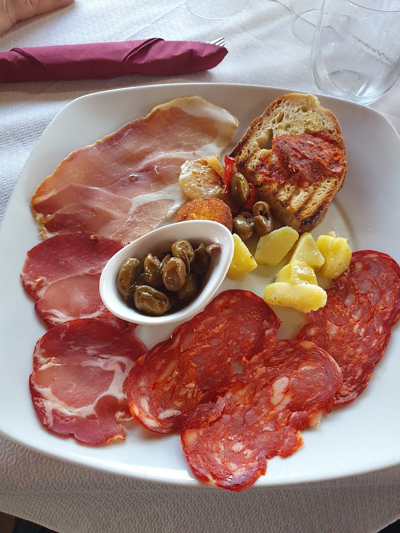 Bar Tabacchi Ristorante Levato