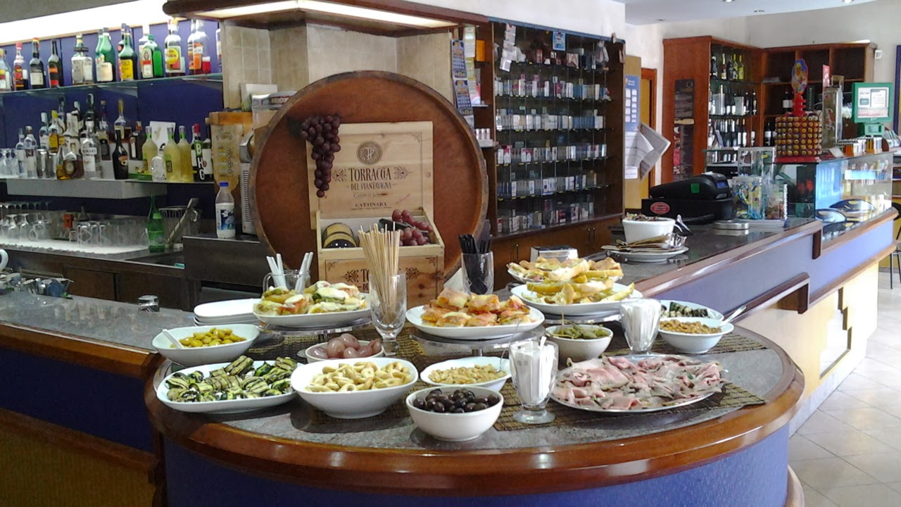 Bar Tabacchi Visconti...enoteca..wine bar