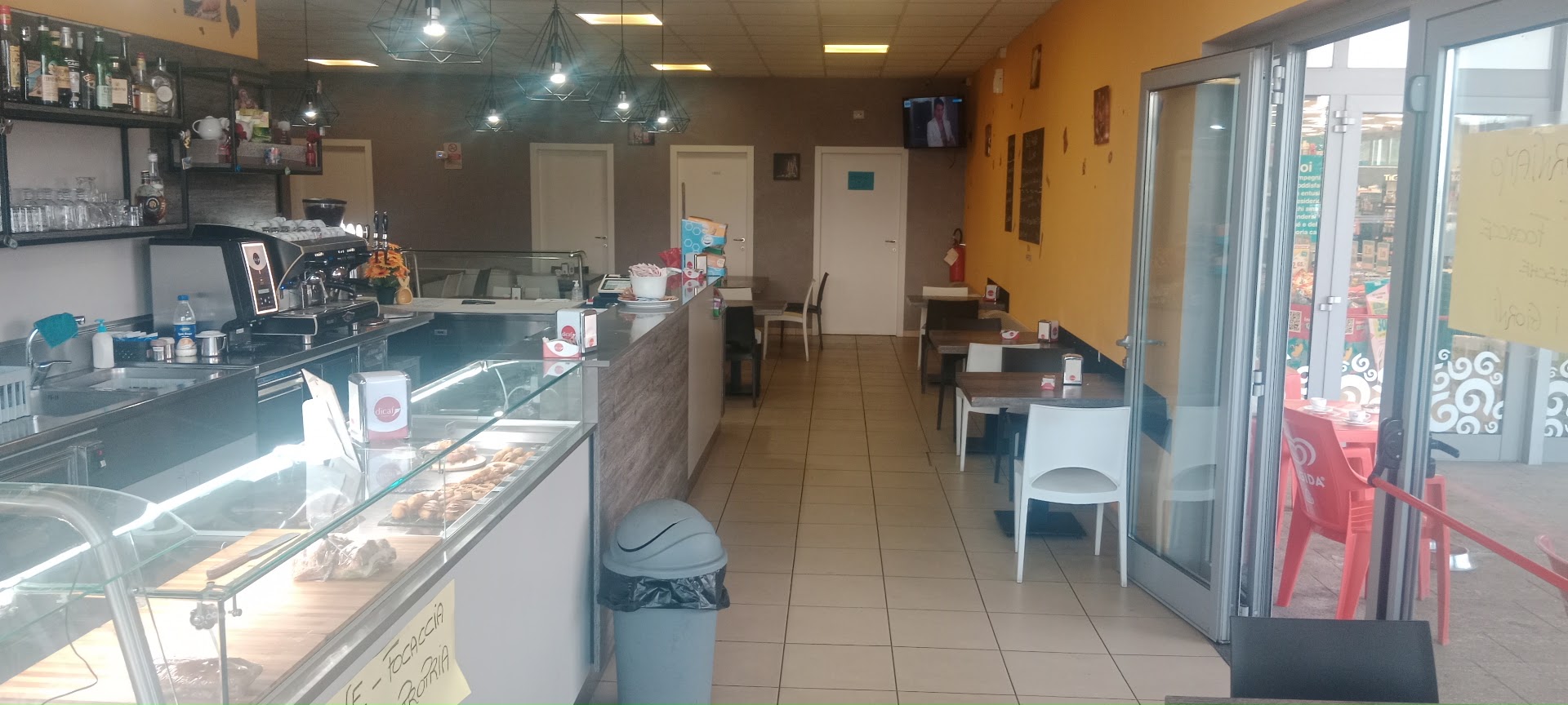 Bar Tavola Calda Pizza Cibò