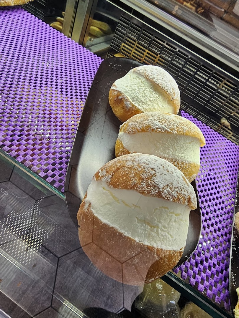 BAR TEA ROOM DI GIO E LULA DI PUGLISI GIACOMA