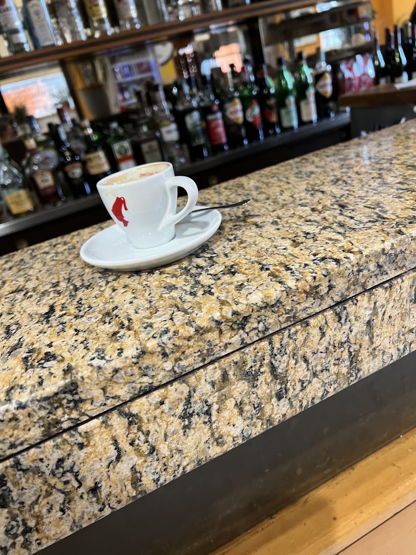 Bar Tivoli, Trieste
