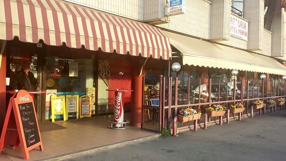 Bar Tom
