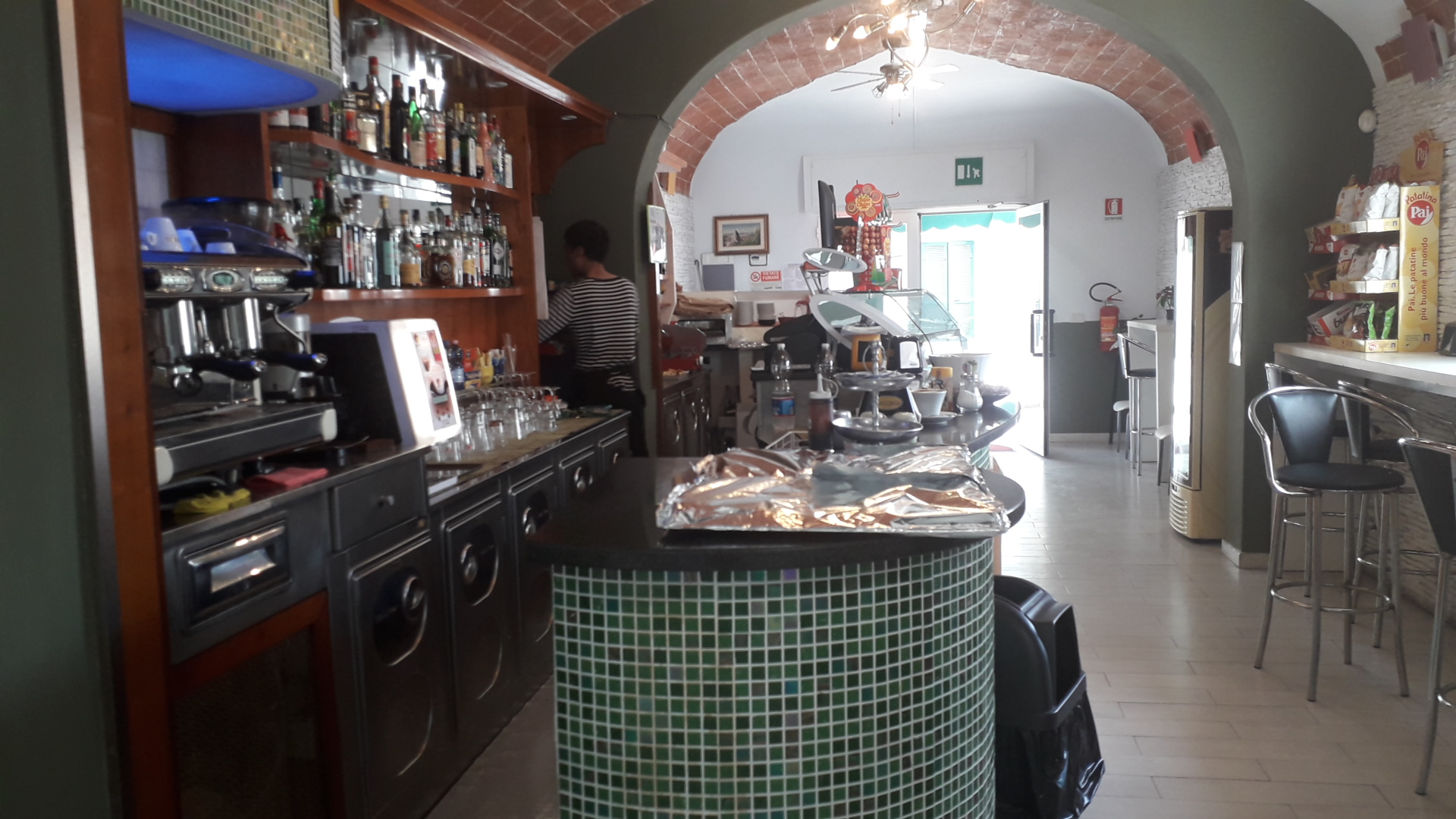 Bar Toretto Di JIN QIAN QIAN