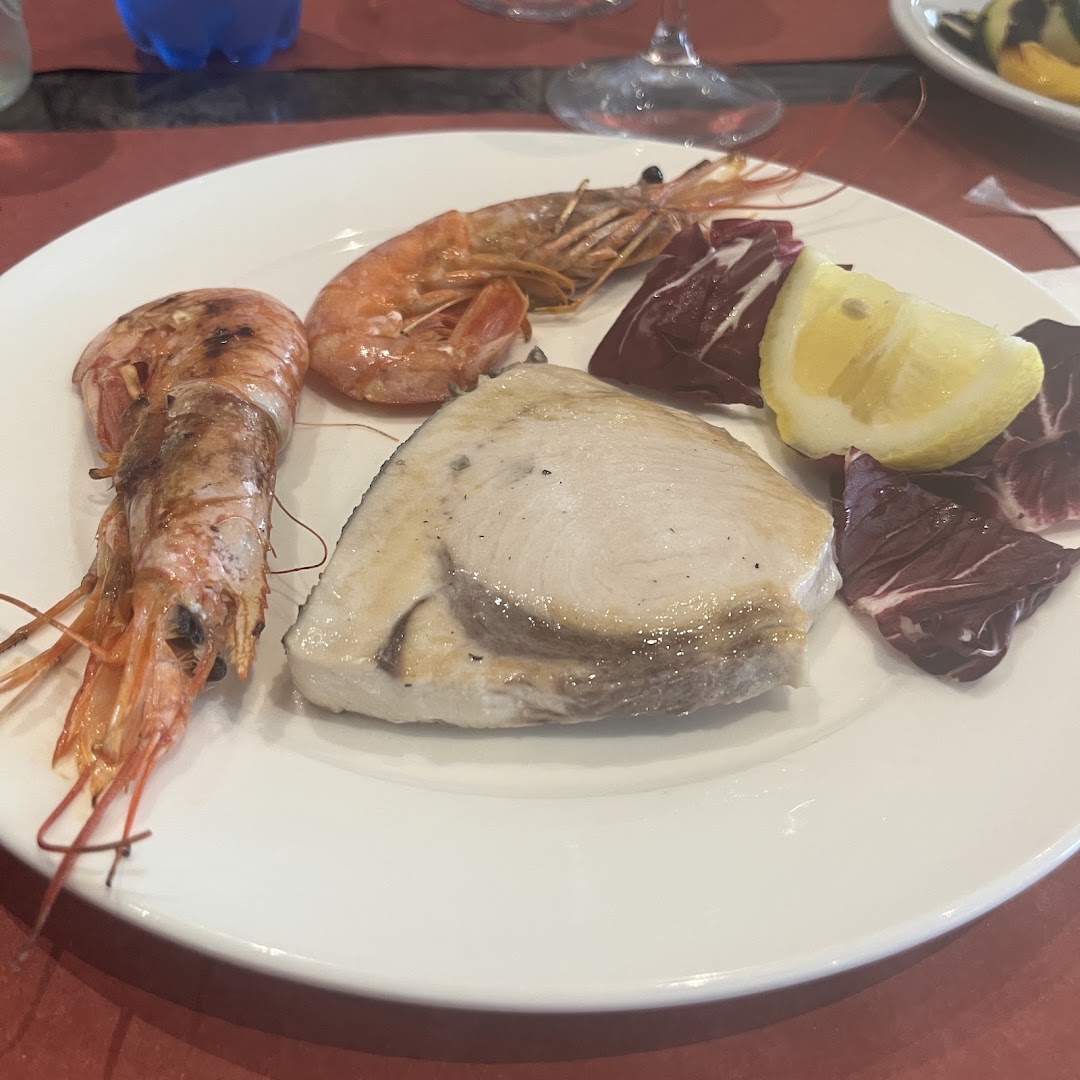 Bar Trattoria 008 （sala biliardo)