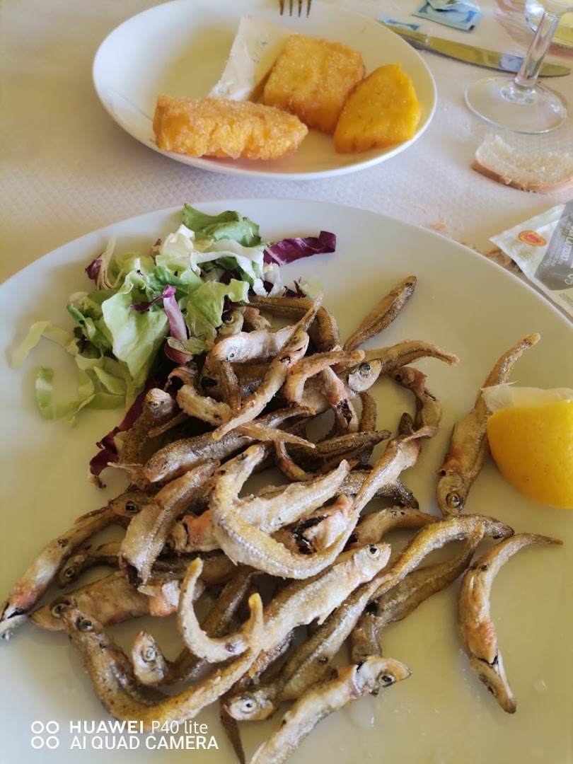 bar trattoria(chalet fiume po)